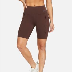 NWT Nike Universa 8” Biker Short Mid Rise w/ Pockets, Med, Brown